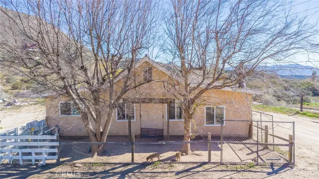 $325,000 | 5668 Eaglestone Lane, Phelan, CA 92371