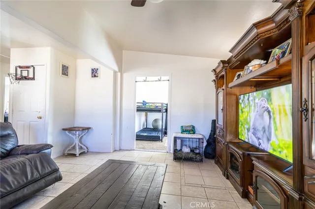 $325,000 | 5668 Eaglestone Lane, Phelan, CA 92371