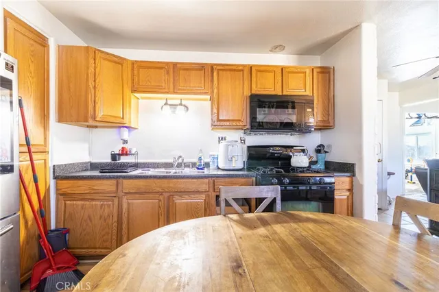 $325,000 | 5668 Eaglestone Lane, Phelan, CA 92371