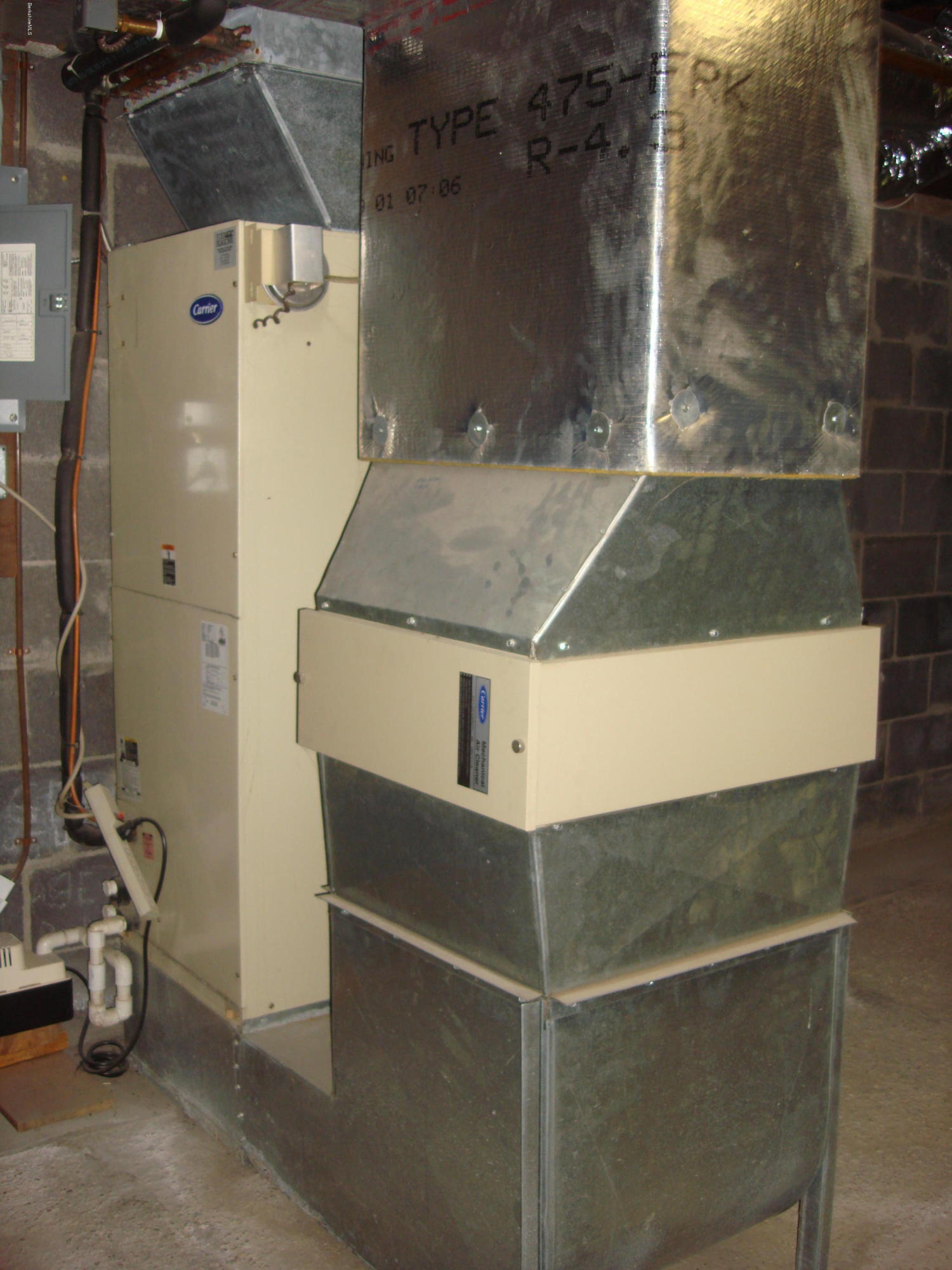 718 Pecks Road Pittsfield, MA 01201 - Photo 22 of 33 A/C System