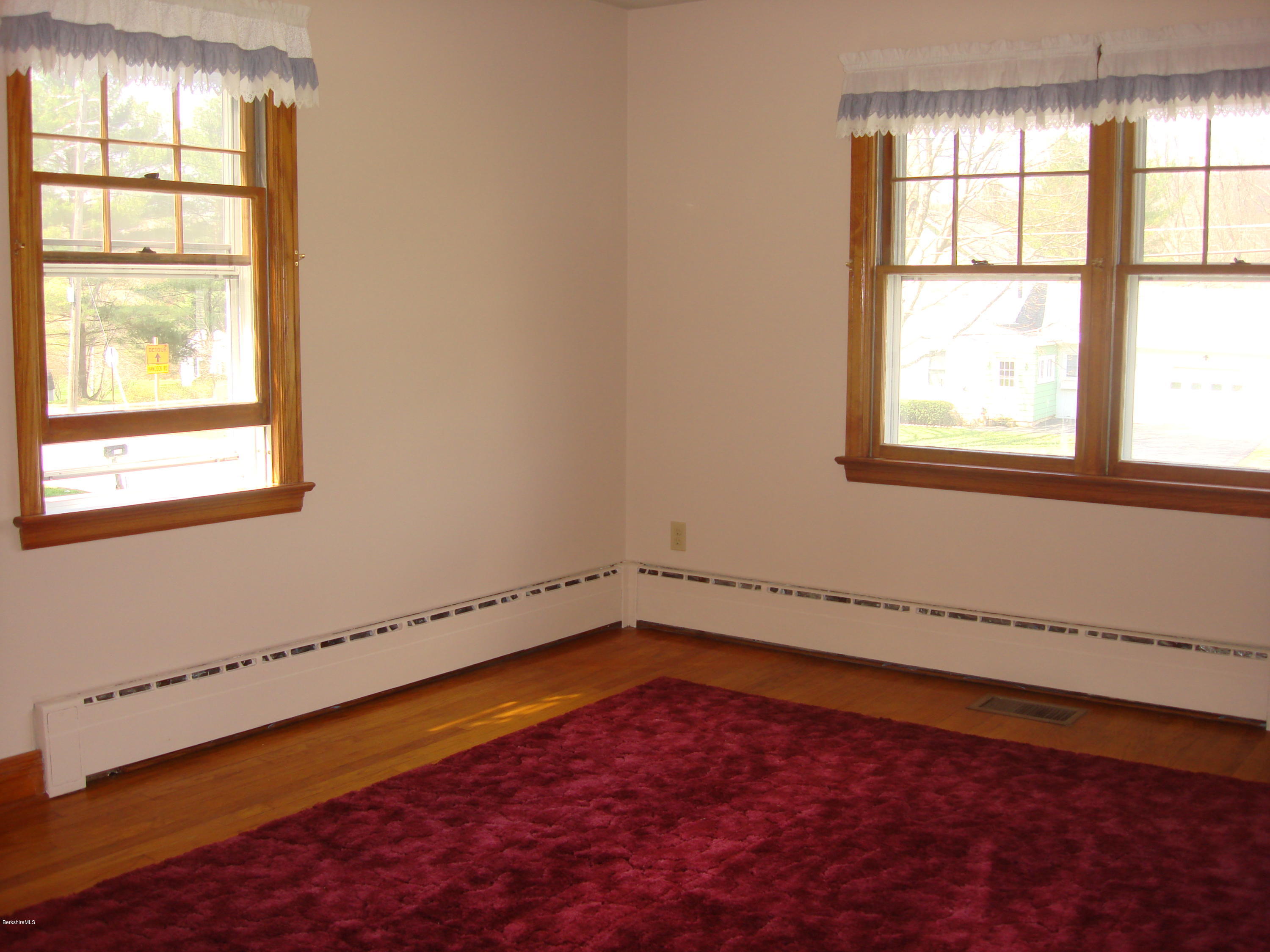 718 Pecks Road Pittsfield, MA 01201 - Photo 5 of 33 Dining Room