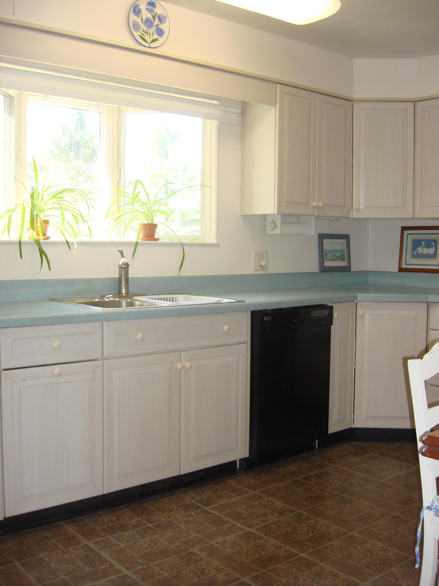 718 Pecks Road Pittsfield, MA 01201 - Photo 6 of 33 Kitchen