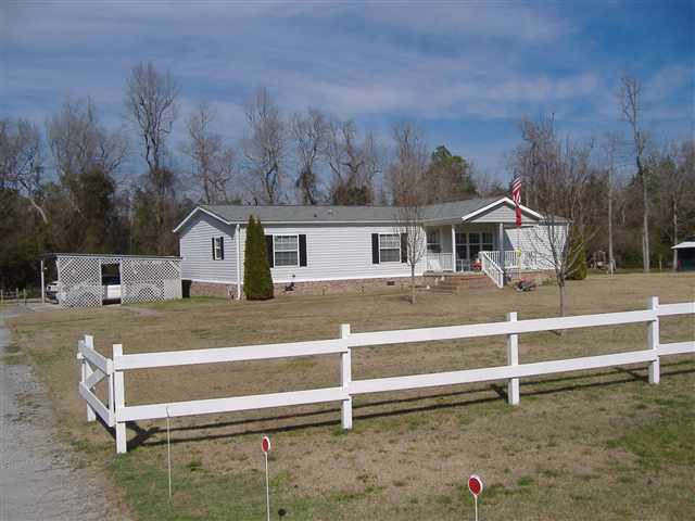 718 Hawk Street Loris, SC 29569 - Photo 1 of 15