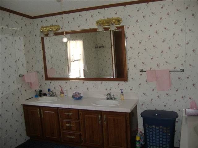 718 Hawk Street Loris, SC 29569 - Photo 7 of 15