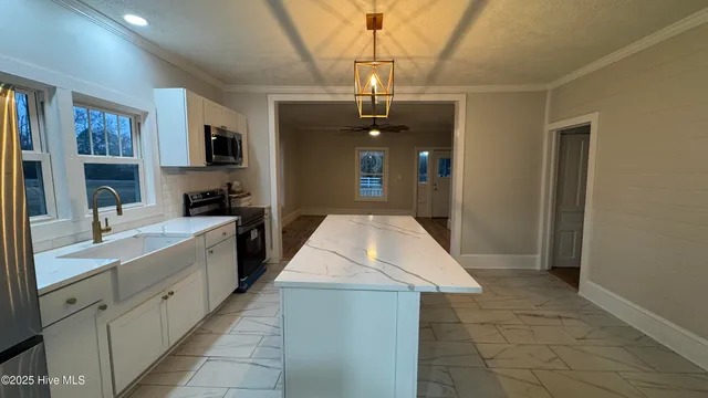 $289,900 | 660 Evers Road, Bladenboro, NC 28320