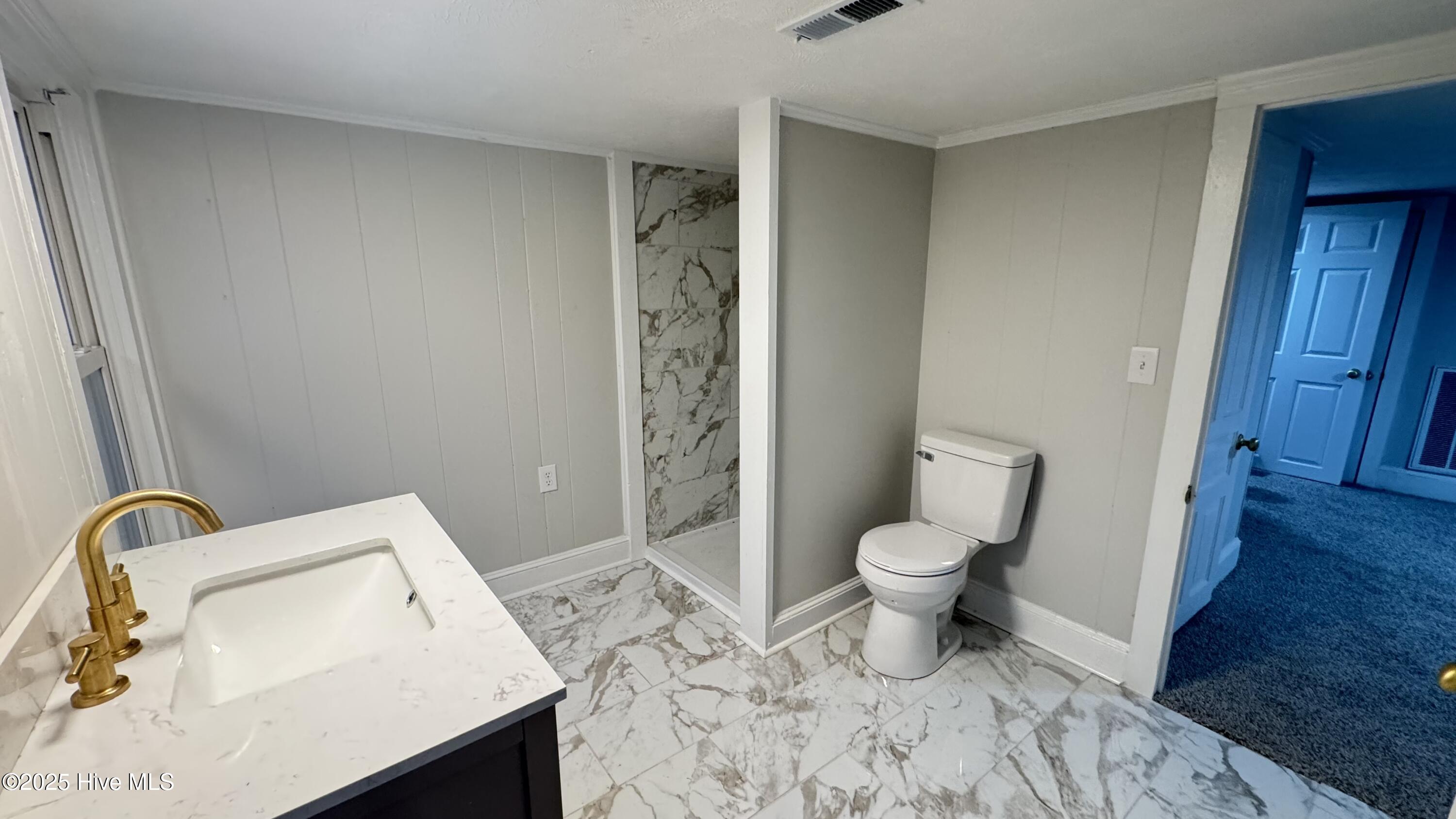 660 Evers Road Bladenboro, NC 28320 - Photo 28 of 33 FullSizeRender