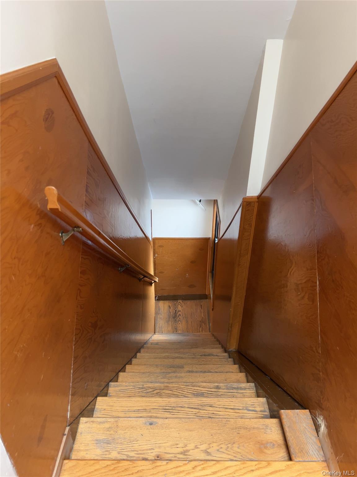 32-01 Junction Boulevard, Unit 4 Queens, NY 11369 - Photo 12 of 14 a view of a back yard