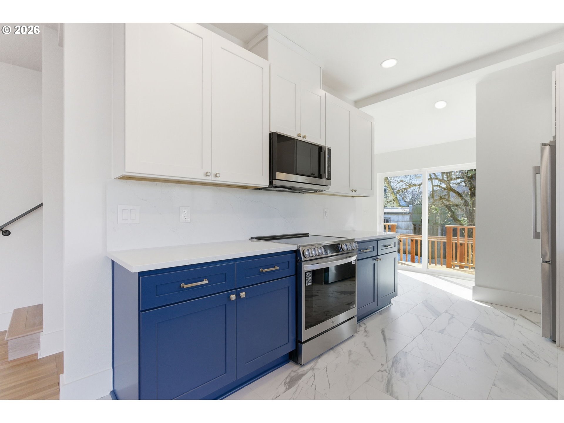 2945 Northeast 57th Avenue Portland, OR 97213 - Photo 12 of 48