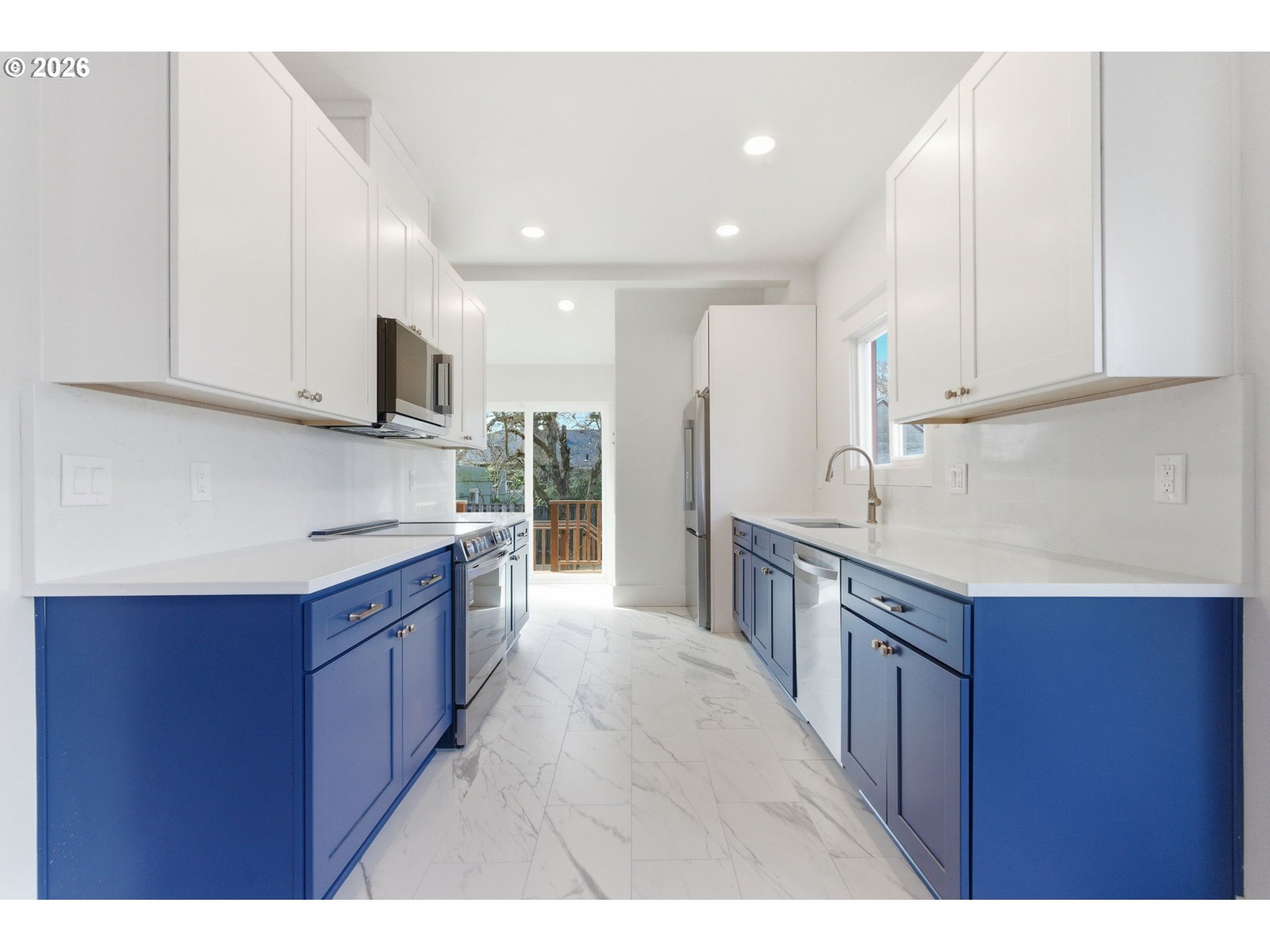 2945 Northeast 57th Avenue Portland, OR 97213 - Photo 16 of 48
