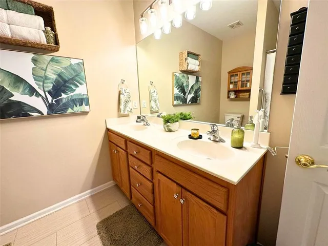 $350,000 | 119 Holiday Road, Unit 202, Buford, GA 30518