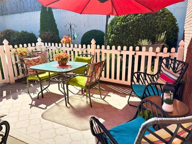 $350,000 | 119 Holiday Road, Unit 202, Buford, GA 30518