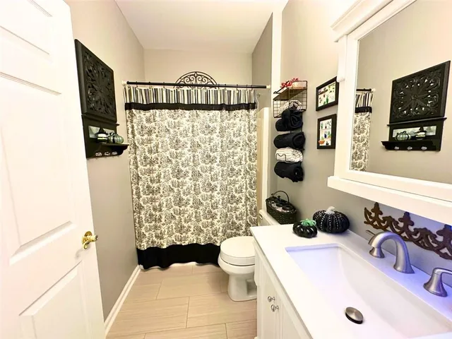 $350,000 | 119 Holiday Road, Unit 202, Buford, GA 30518