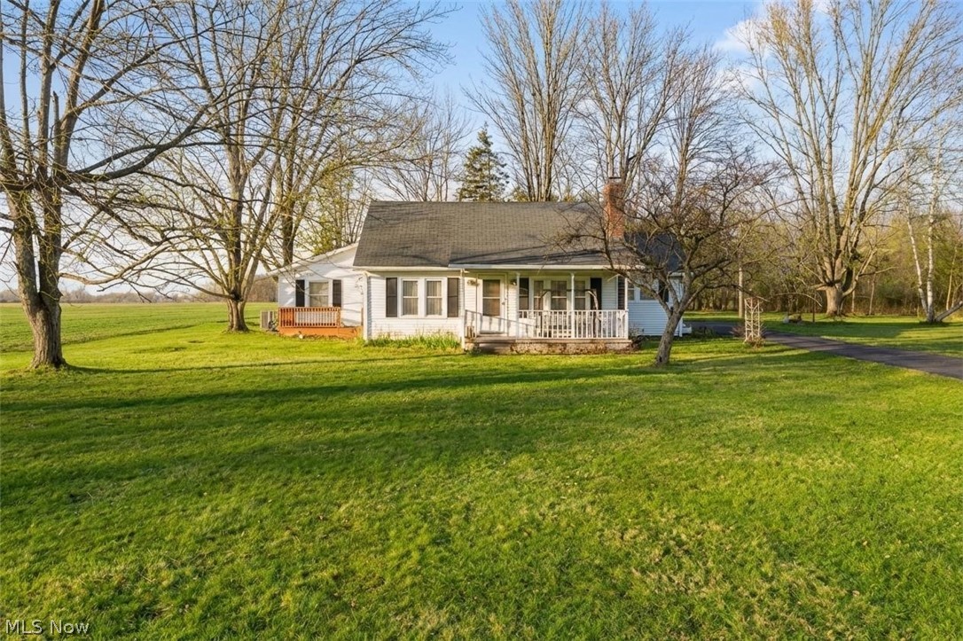40260 Whitney Road Lagrange, OH 44050 - Photo 2 of 6