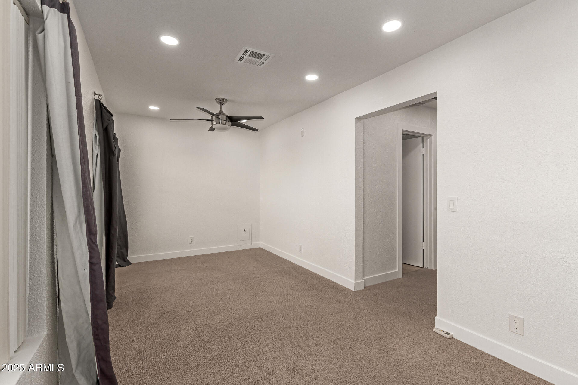 3136 North 38th Street, Unit 2 Phoenix, AZ 85018 - Photo 19 of 46 19 - 38th