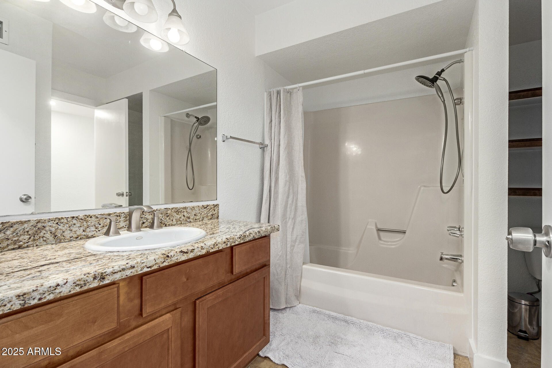 3136 North 38th Street, Unit 2 Phoenix, AZ 85018 - Photo 21 of 46 21 - 38th