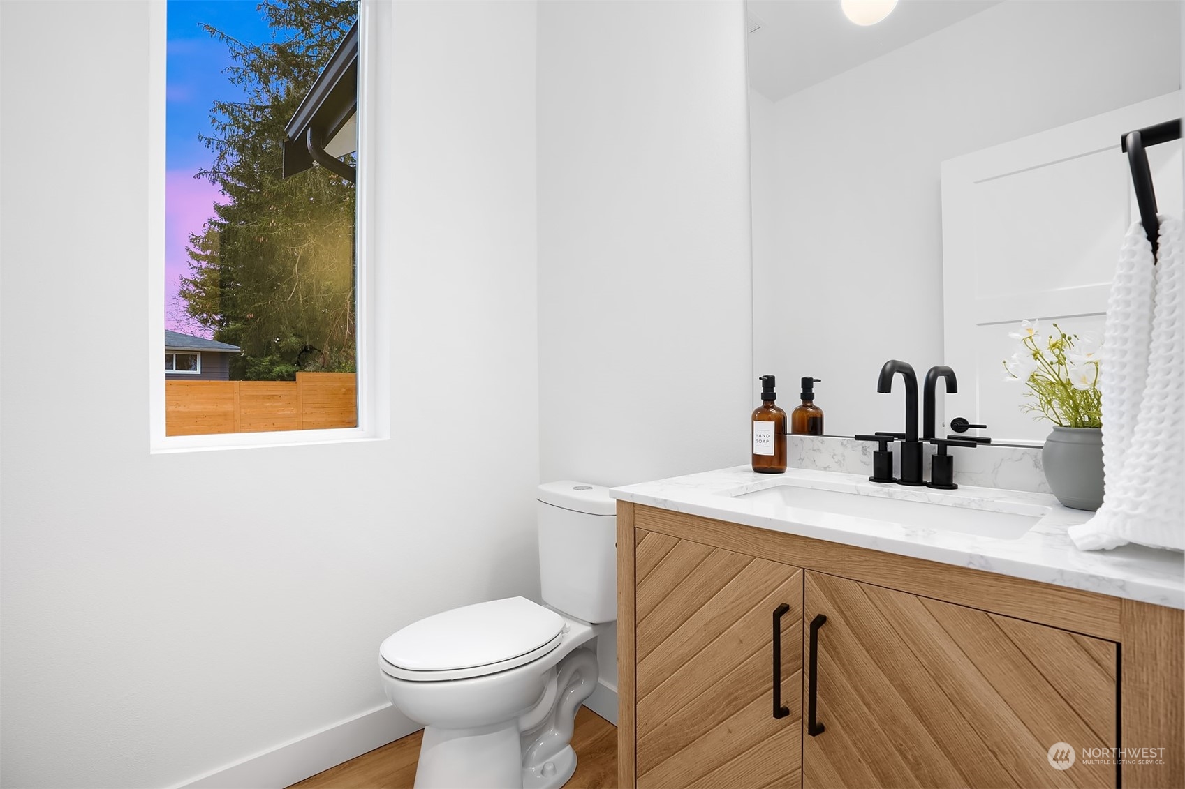 8417 Golden Given Road East Tacoma, WA 98445 - Photo 5 of 26 Gallery Image 5