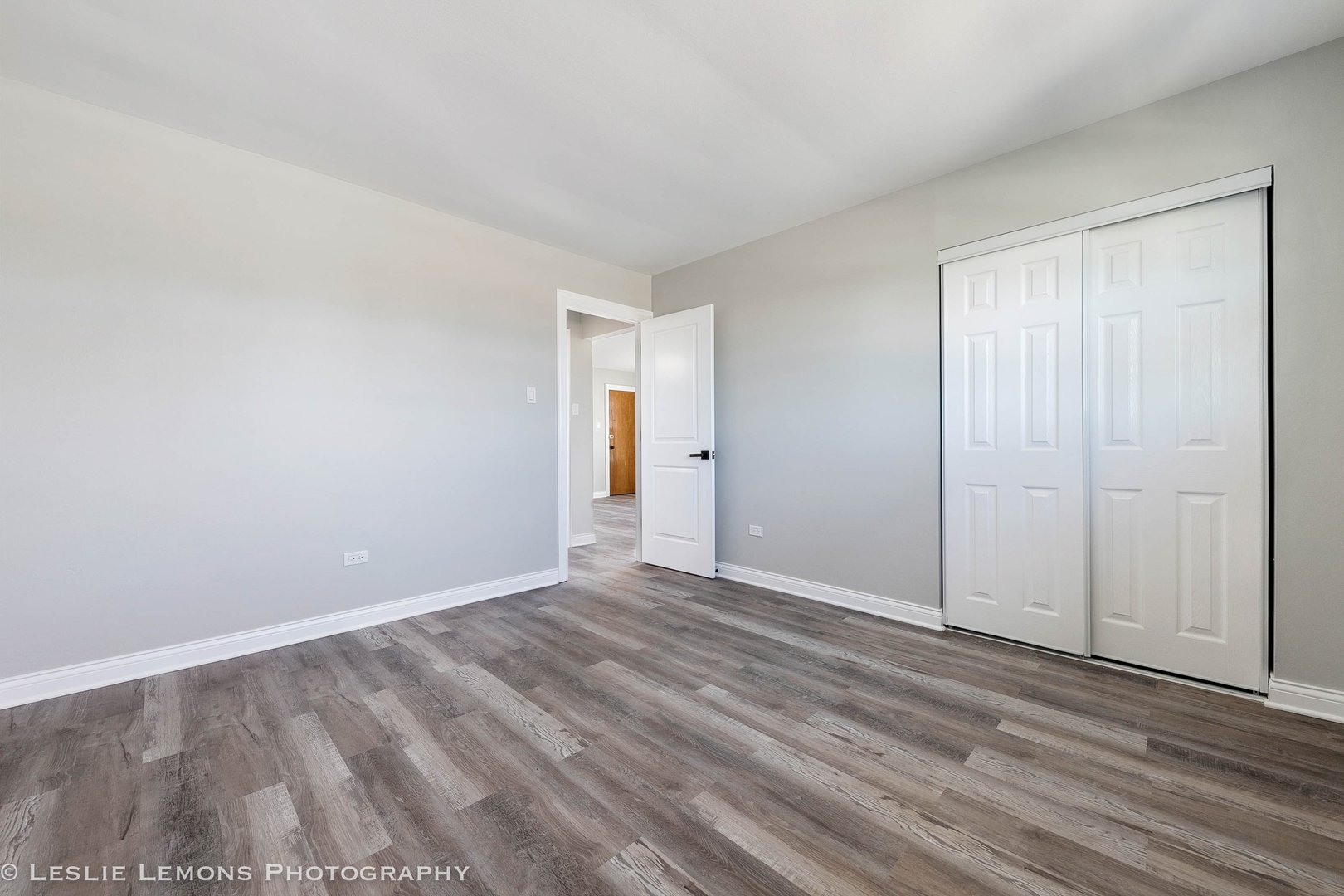 7653 Roberts Road, Unit 2W Bridgeview, IL 60455 - Photo 11 of 20 Gallery Image 11