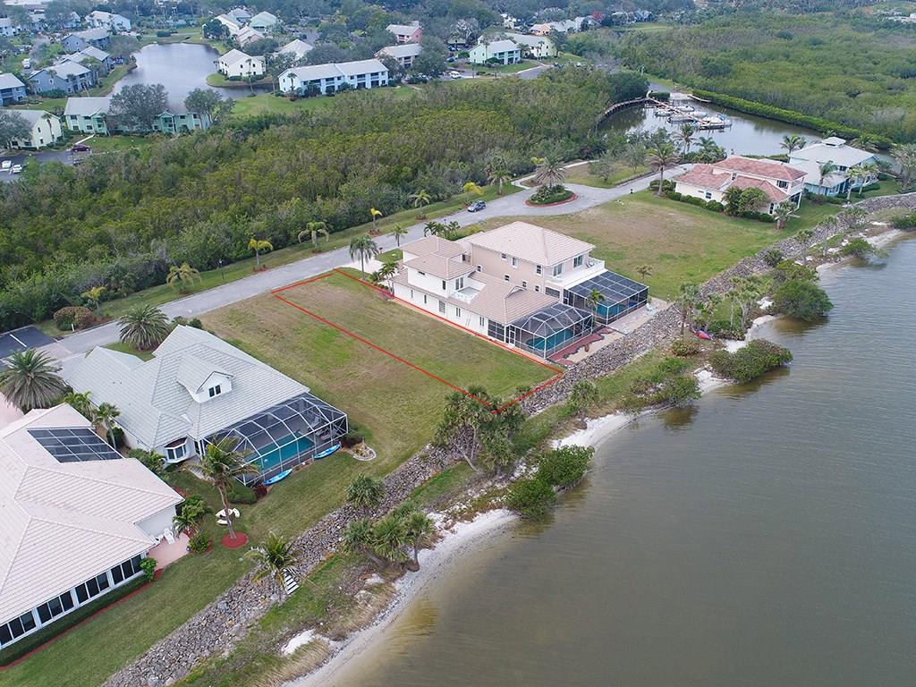 9554 Riverside Drive Sebastian, FL 32958 - Photo 13 of 36 Gallery Image 13