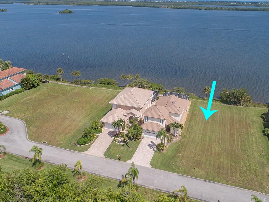 9554 Riverside Drive Sebastian, FL 32958 - Photo 17 of 36 Gallery Image 17