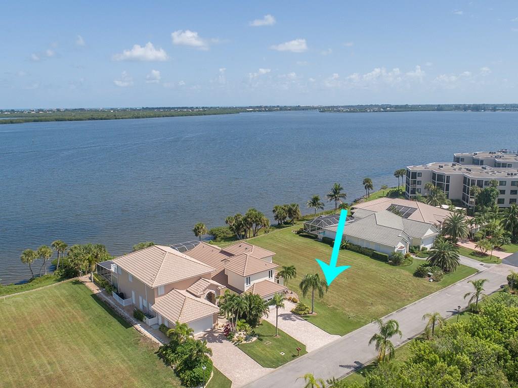 9554 Riverside Drive Sebastian, FL 32958 - Photo 18 of 36 Gallery Image 18
