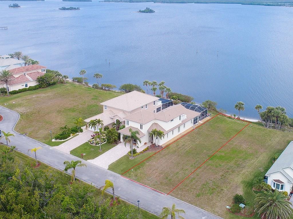 9554 Riverside Drive Sebastian, FL 32958 - Photo 5 of 36 Gallery Image 5