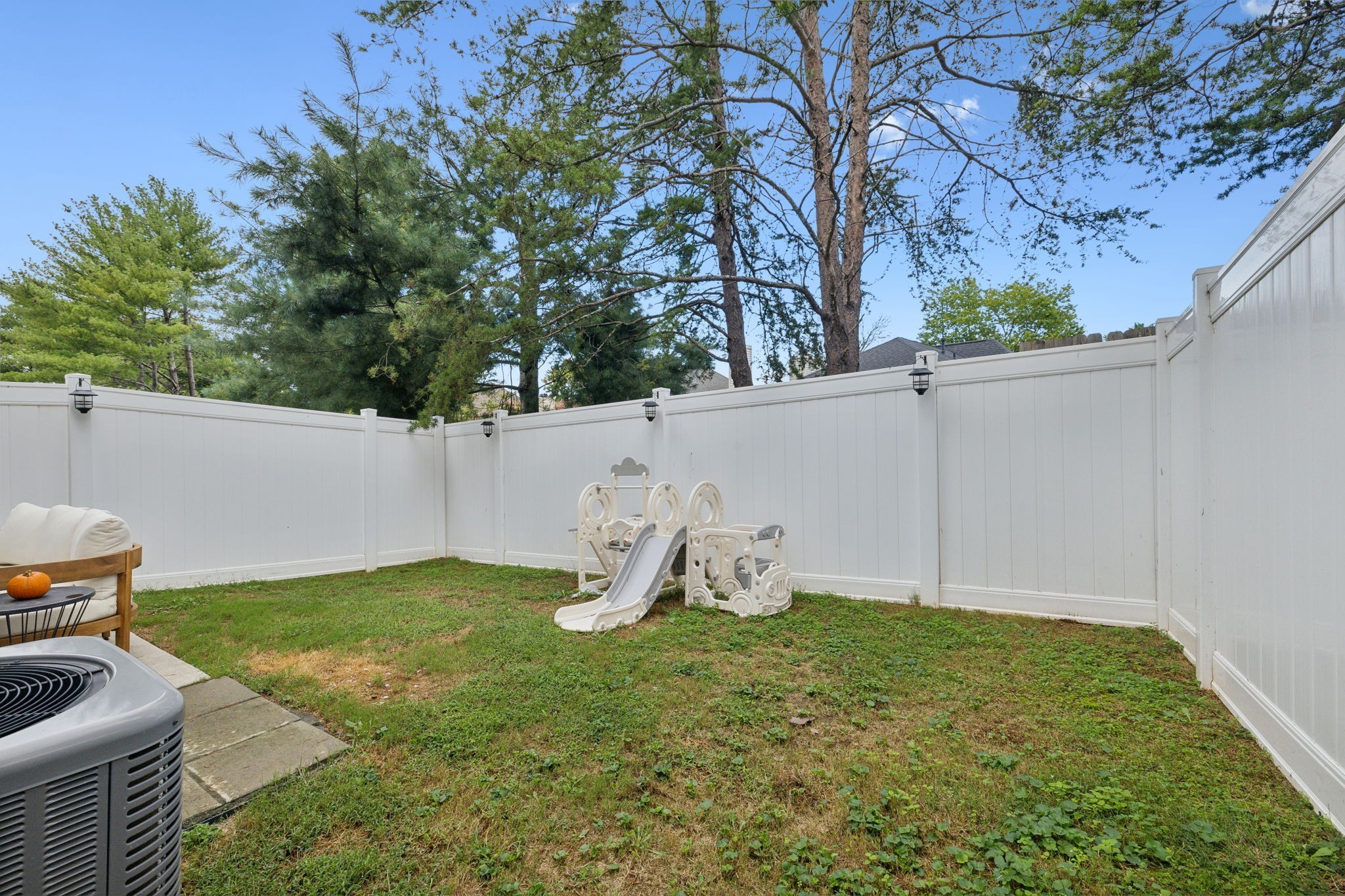 520 Taffy Way Hermitage, TN 37076 - Photo 27 of 31 a view of a backyard with a garden