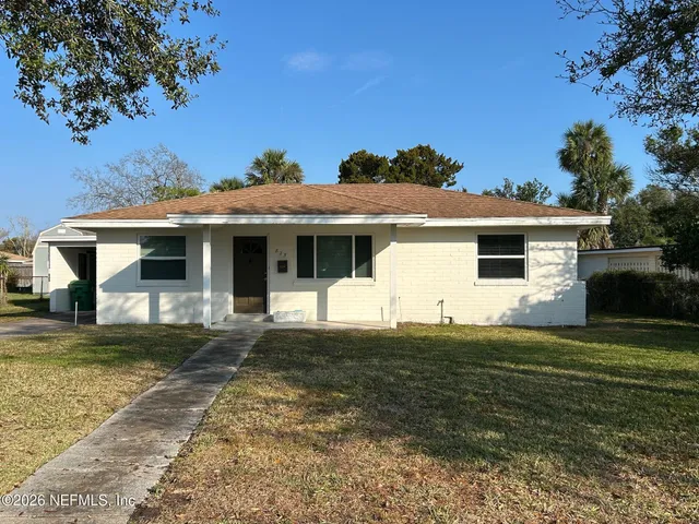 $2,450 | 825 14th Avenue North, Jacksonville Beach, FL 32250