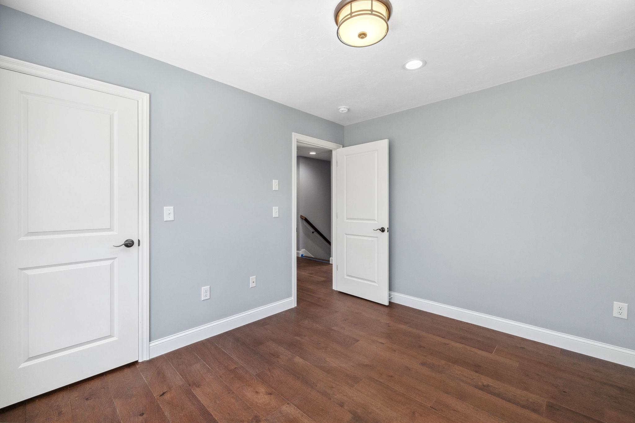 3 Bennington Road Nashua, NH 03064 - Photo 29 of 42