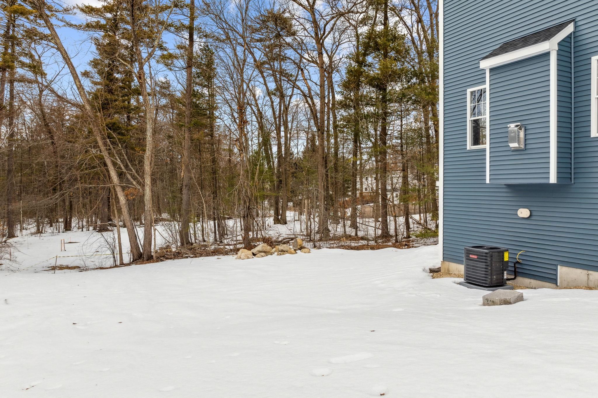 3 Bennington Road Nashua, NH 03064 - Photo 5 of 42