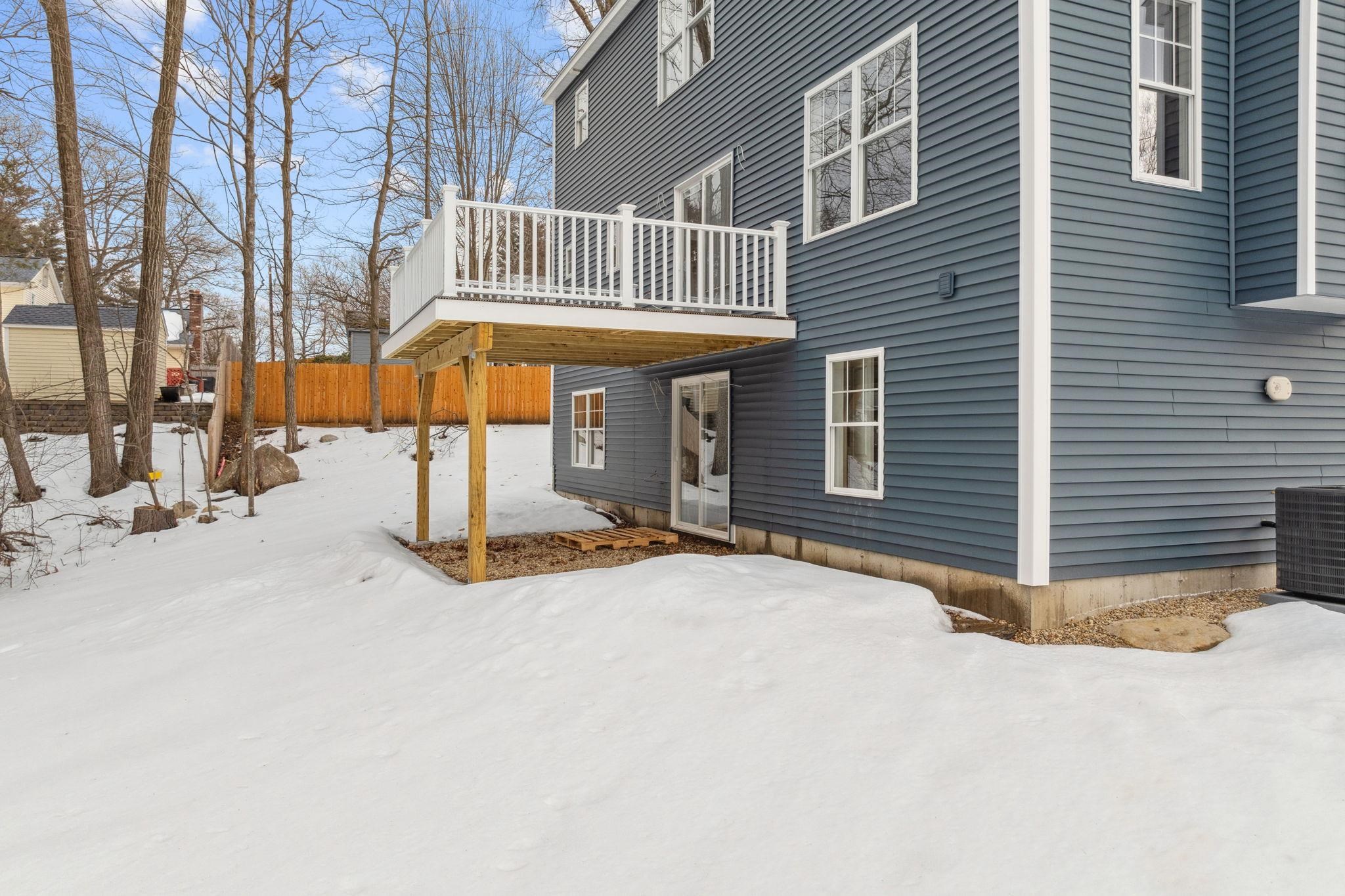 3 Bennington Road Nashua, NH 03064 - Photo 6 of 42