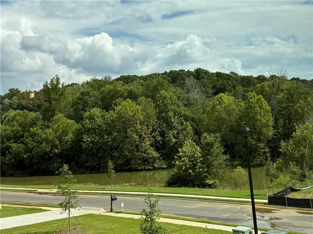 a view of a tennis court
