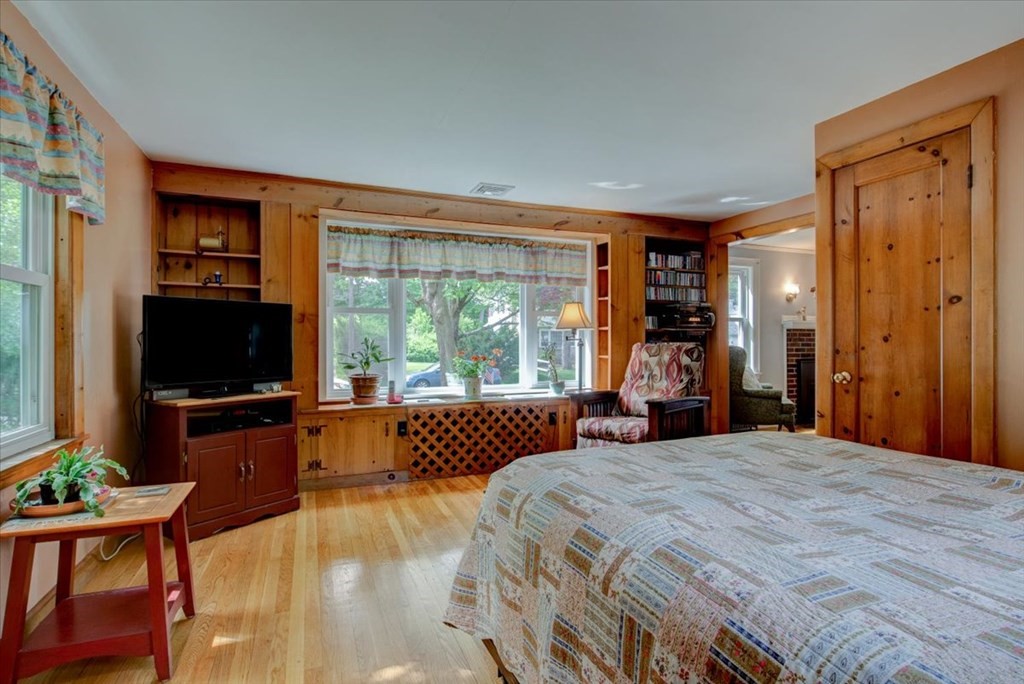 49 Boulevard Road Dedham, MA 02026 - Photo 14 of 25 Gallery Image 14