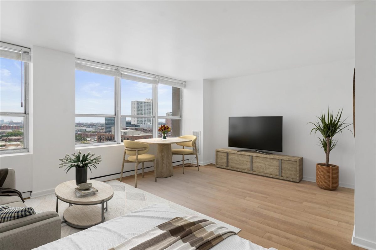 655 West Irving Park Road, Unit 1211 Chicago, IL 60613 - Photo 3 of 9 Gallery Image 3