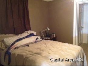 1900 Mound Road Jacksonville, IL 62650 - Photo 11 of 24 Gallery Image 11