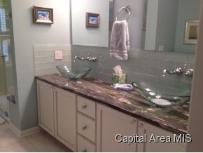 1900 Mound Road Jacksonville, IL 62650 - Photo 17 of 24 Gallery Image 17