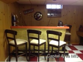 1900 Mound Road Jacksonville, IL 62650 - Photo 19 of 24 Gallery Image 19