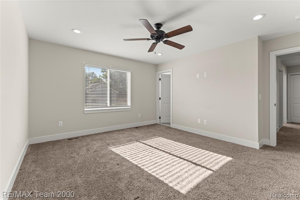 215 Clinton Street Romeo, MI 48065 - Photo 23 of 34