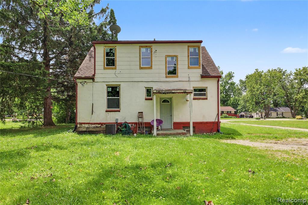 5388 Davison Road Lapeer, MI 48446 - Photo 23 of 48