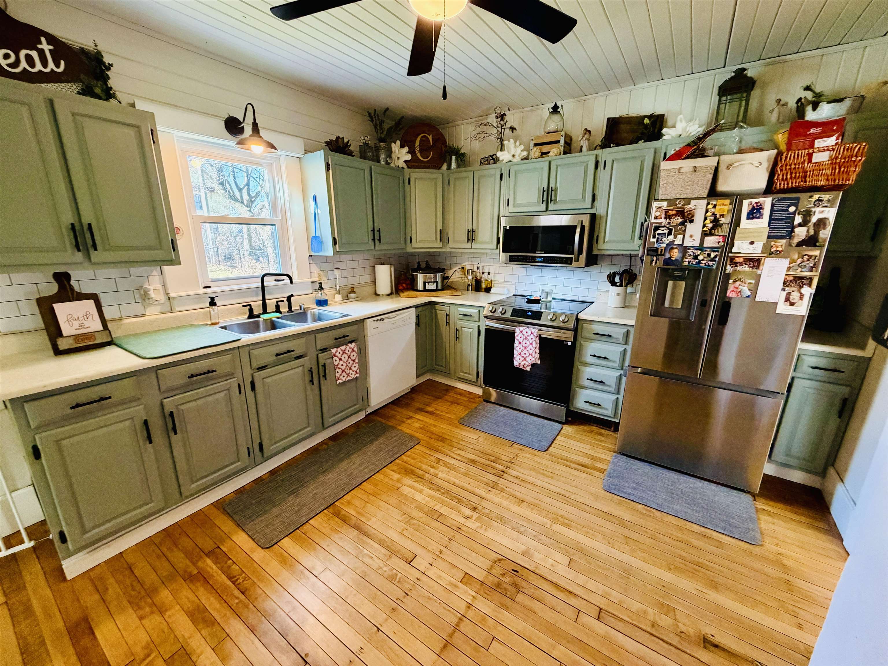 2230 15th Street Monroe, WI 53566 - Photo 18 of 39