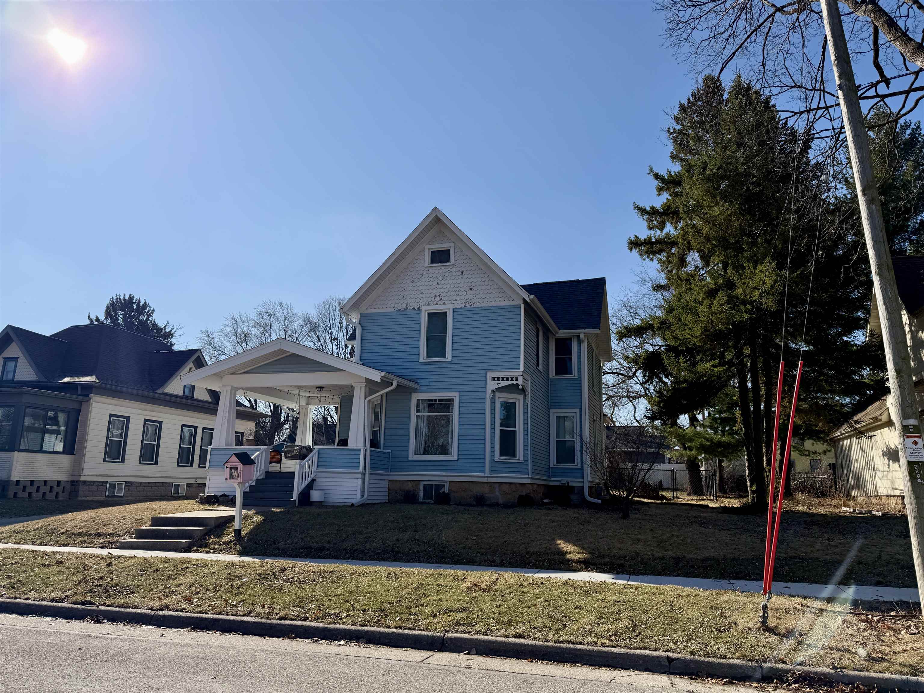 2230 15th Street Monroe, WI 53566 - Photo 3 of 39