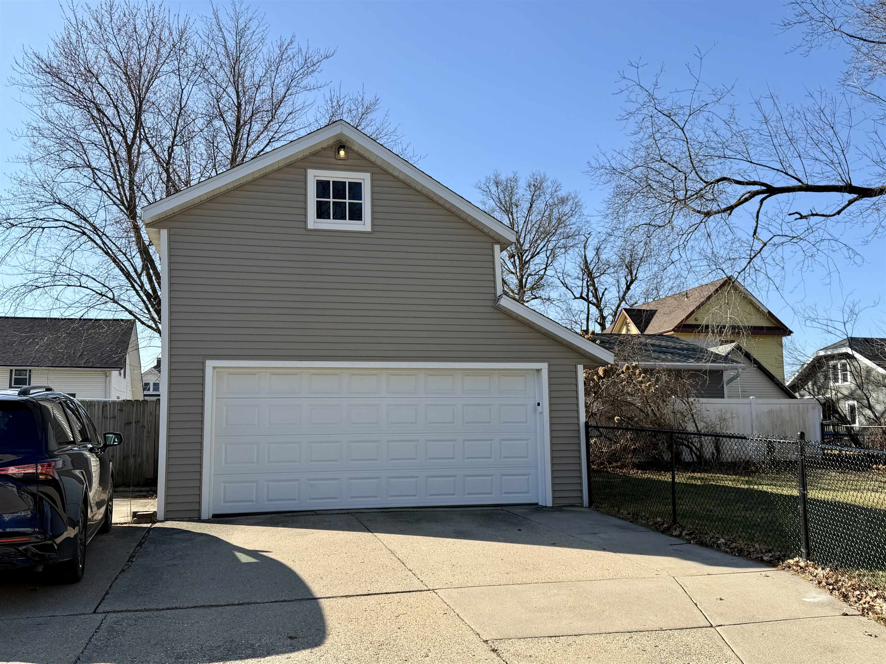 2230 15th Street Monroe, WI 53566 - Photo 4 of 39