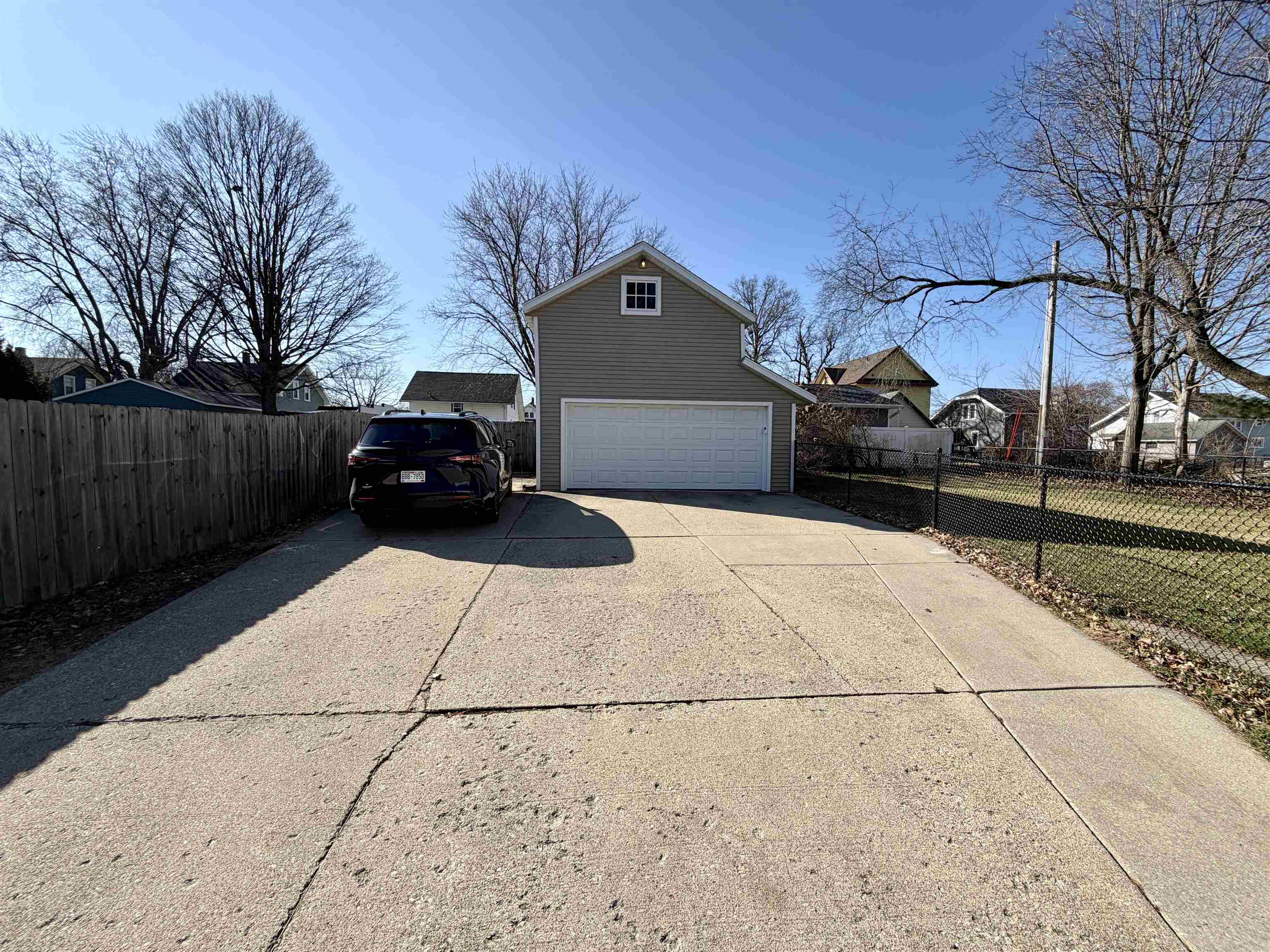 2230 15th Street Monroe, WI 53566 - Photo 5 of 39