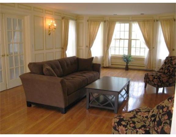 12 Oak Hill Road Mendon, MA 01756 - Photo 8 of 28 Gallery Image 8
