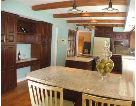 12 Oak Hill Road Mendon, MA 01756 - Photo 9 of 28 Gallery Image 9