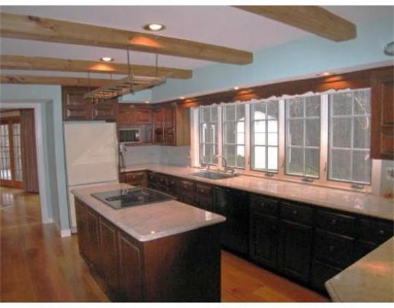 12 Oak Hill Road Mendon, MA 01756 - Photo 10 of 28 Gallery Image 10