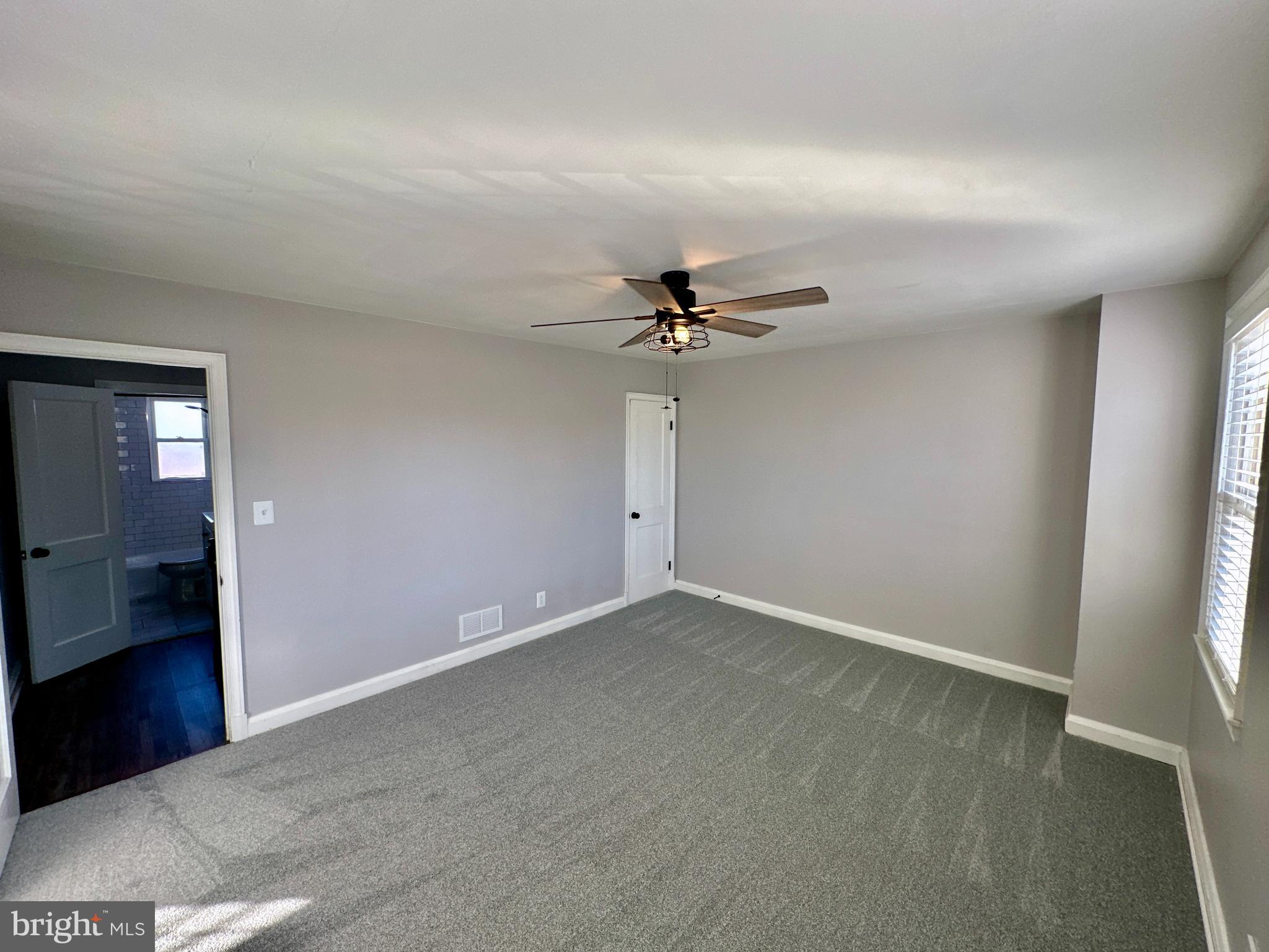 1909 Eastfield Road Dundalk, MD 21222 - Photo 9 of 29 Gallery Image 9