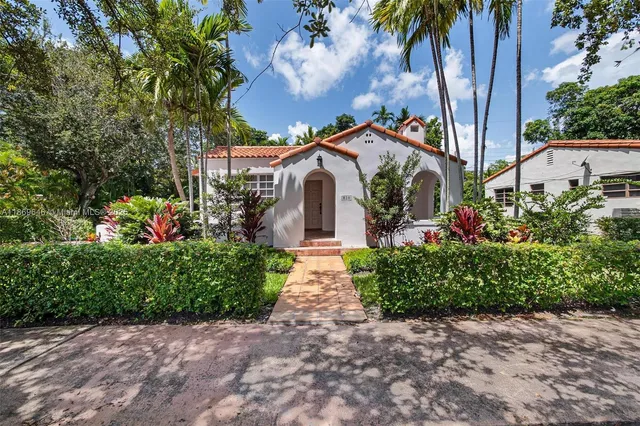 $1,299,000 | 820 Lorca Street, Coral Gables, FL 33134