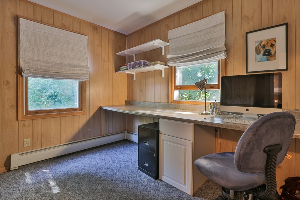 32 Orchard Road Holden, MA 01520 - Photo 15 of 26 Gallery Image 15