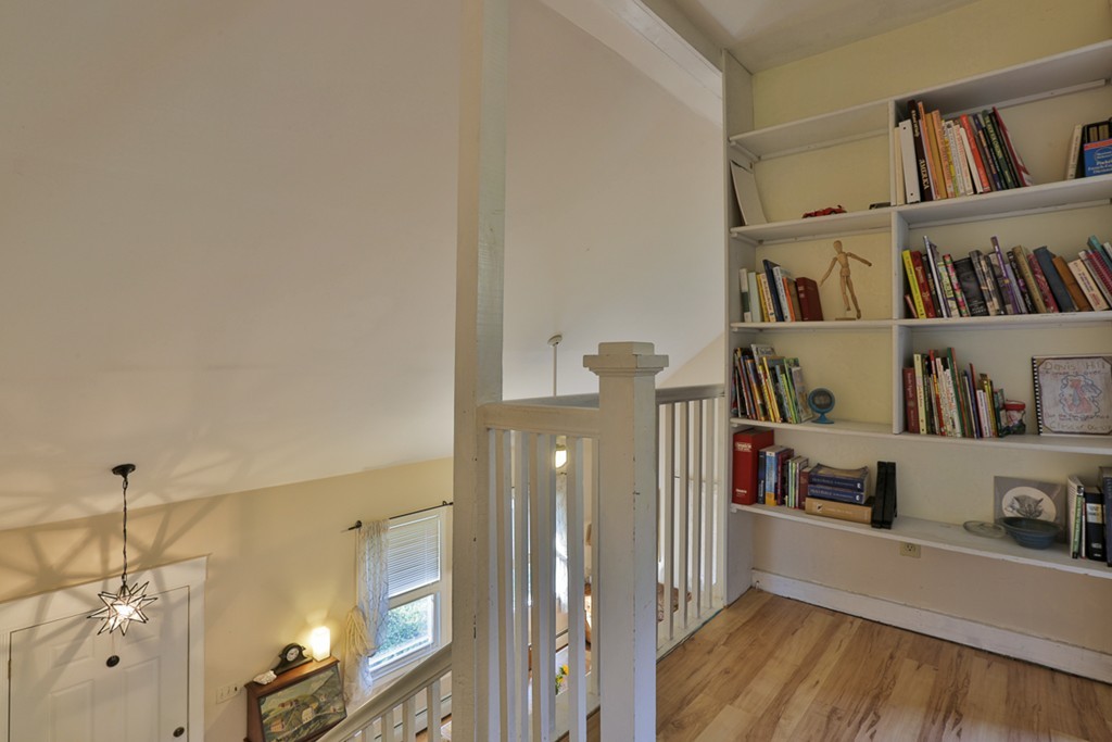32 Orchard Road Holden, MA 01520 - Photo 20 of 26 Gallery Image 20
