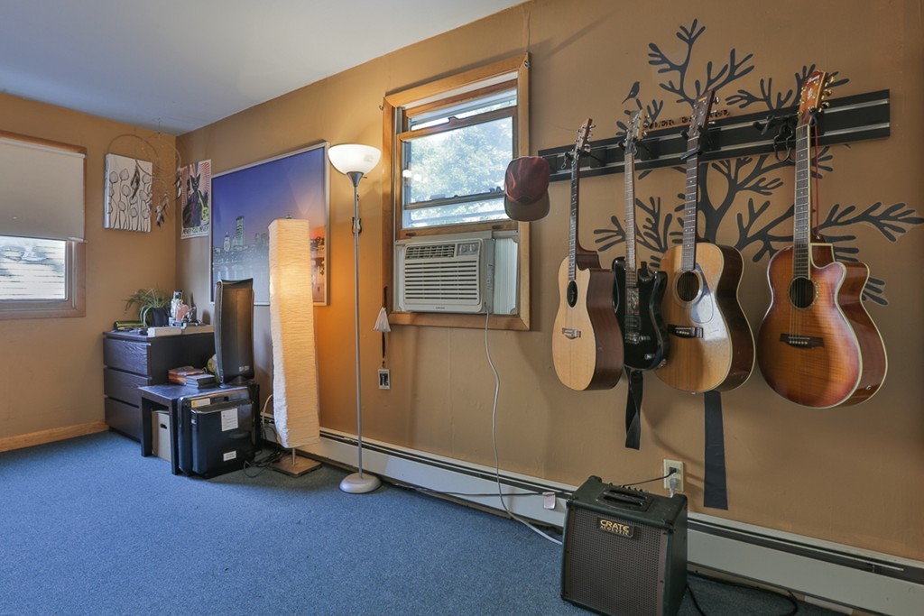 32 Orchard Road Holden, MA 01520 - Photo 25 of 26 Gallery Image 25